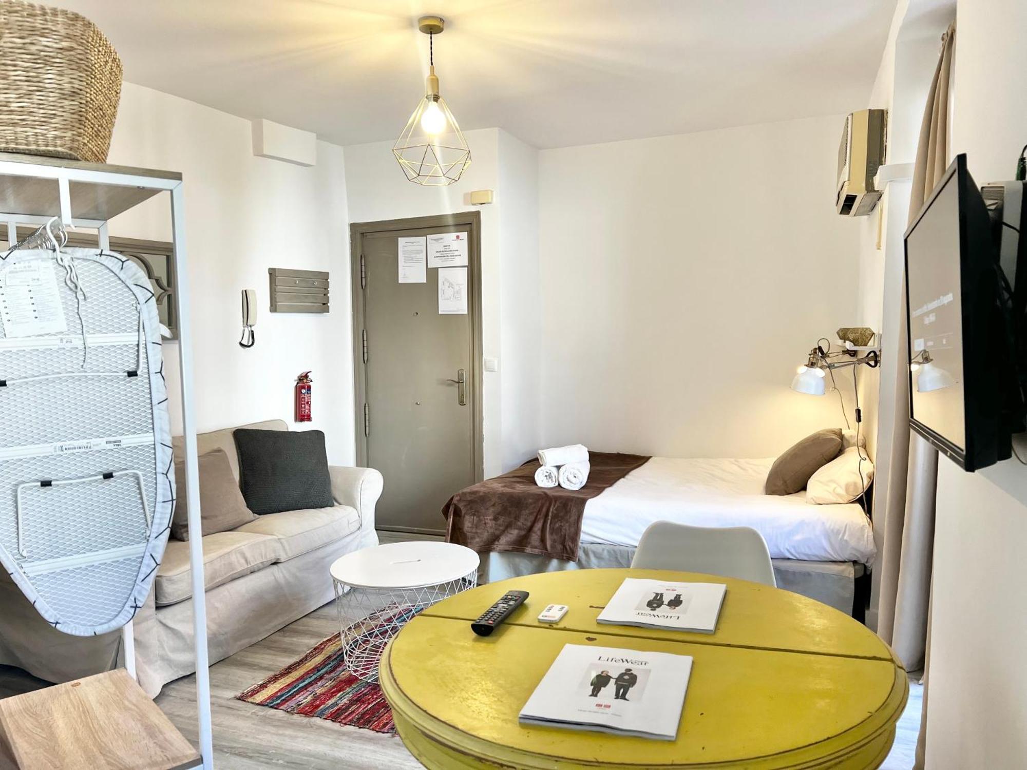 Apartament Estudio Puerta Cerrada Madryt Zewnętrze zdjęcie
